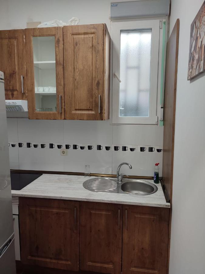 Apartamento En El Centro Del Pueblo Apartment Робледо де Чавела Екстериор снимка