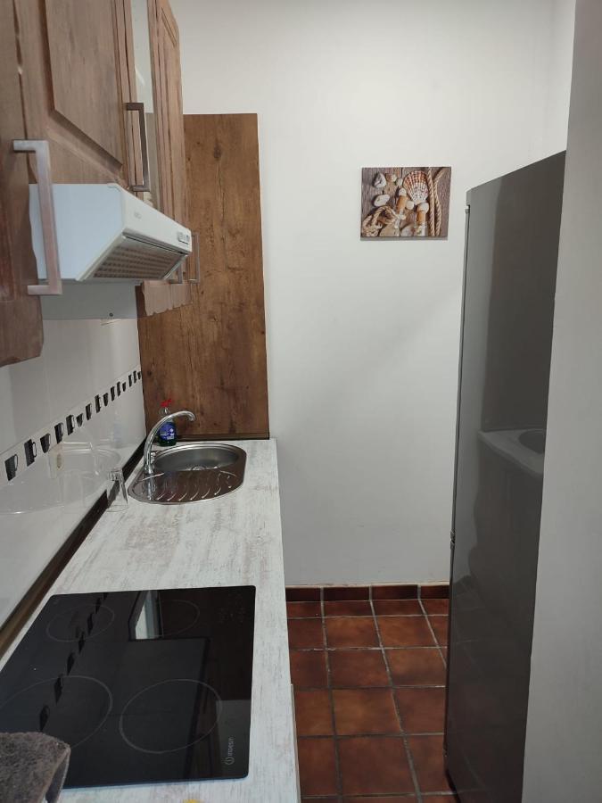 Apartamento En El Centro Del Pueblo Apartment Робледо де Чавела Екстериор снимка
