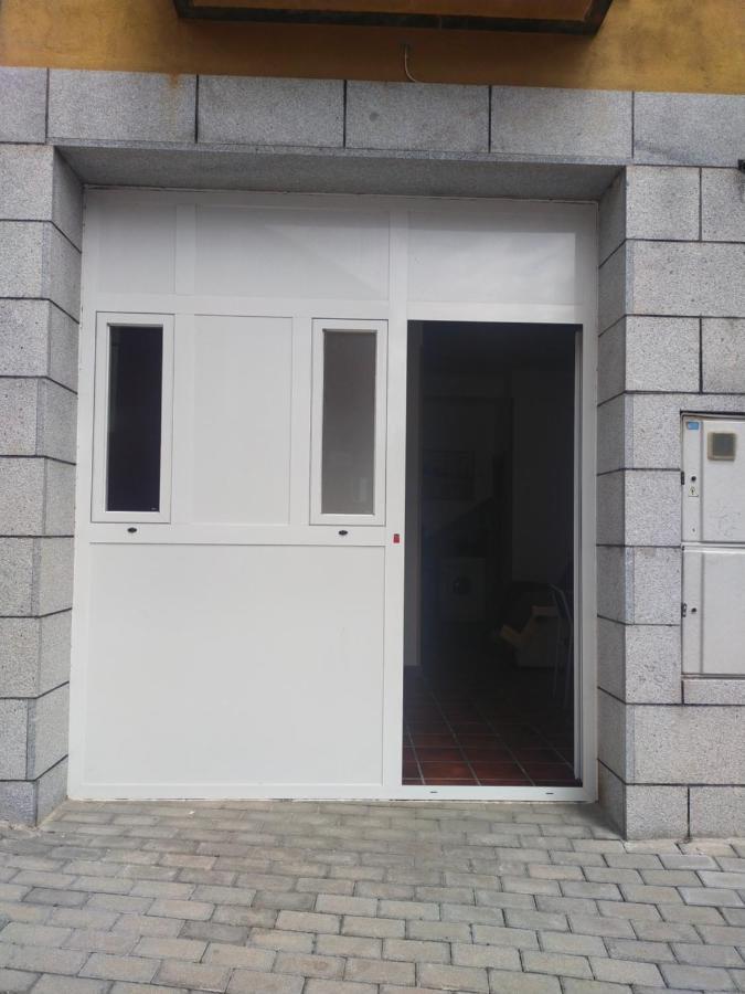 Apartamento En El Centro Del Pueblo Apartment Робледо де Чавела Стая снимка